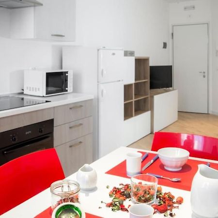 B&B Gocciadoro 26 Nuovo, Climatizzato, Zona Ospedale, Posto Auto เตรนโต ภายนอก รูปภาพ